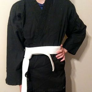 Juniors Karate Outfit (comes with white belt)